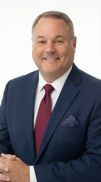 Christopher Hutchins — headshot